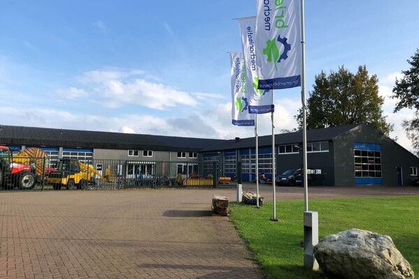 Tractoren, landbouw-, tuin- en parkmachines